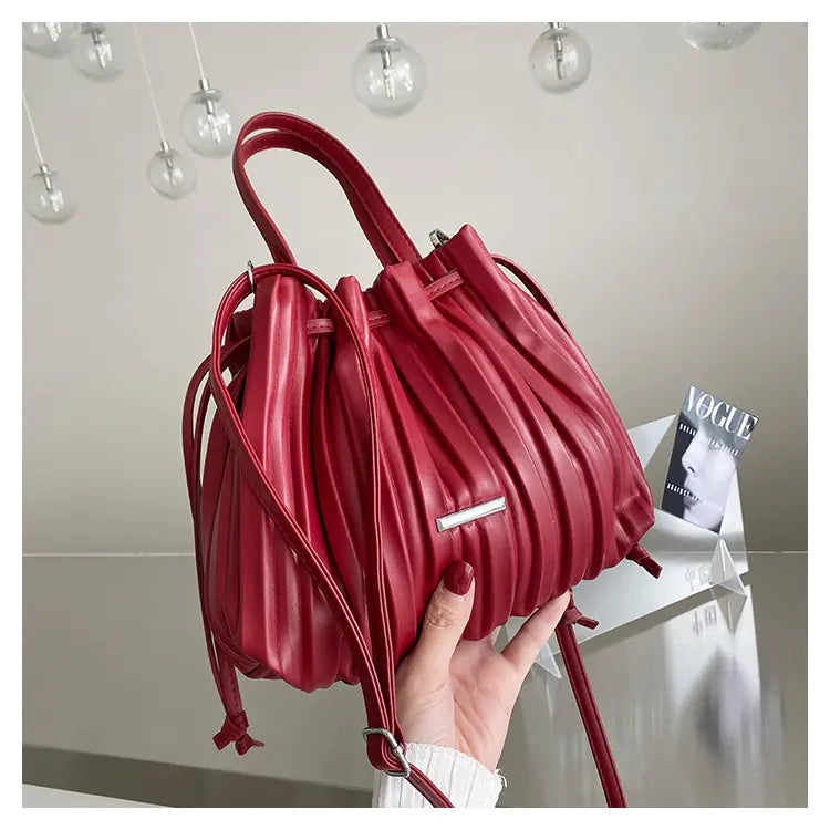 Korean Retro Pleated Cloud Handbag - Simple Casual Style