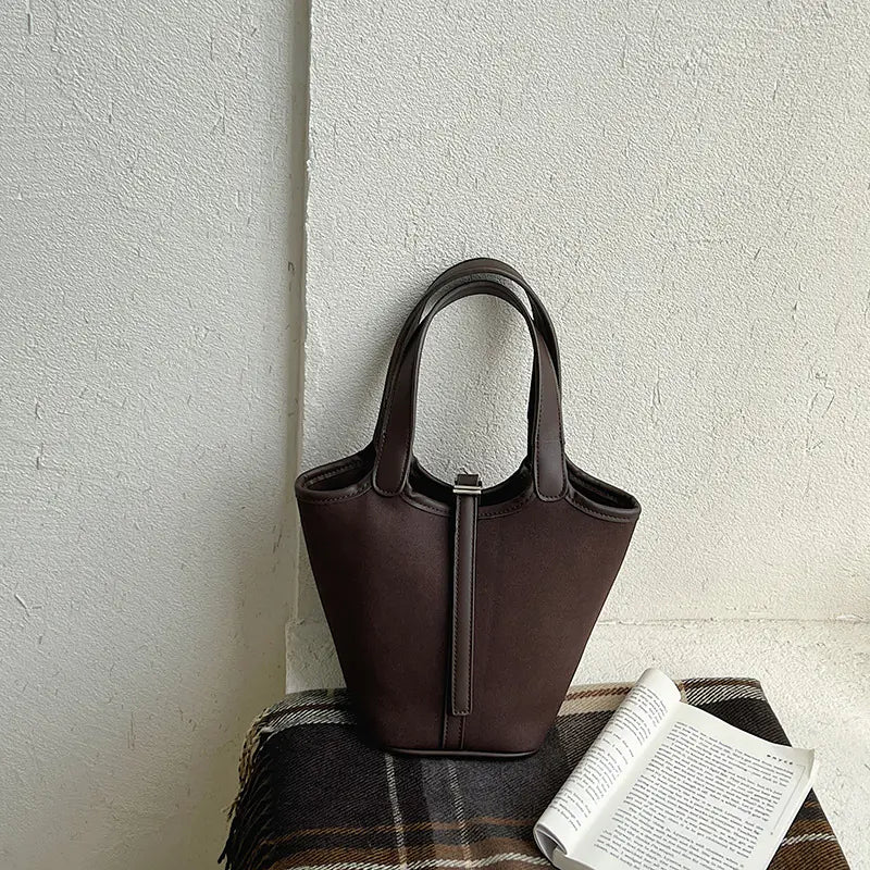 Chic Women's Large Capacity Shoulder Bag