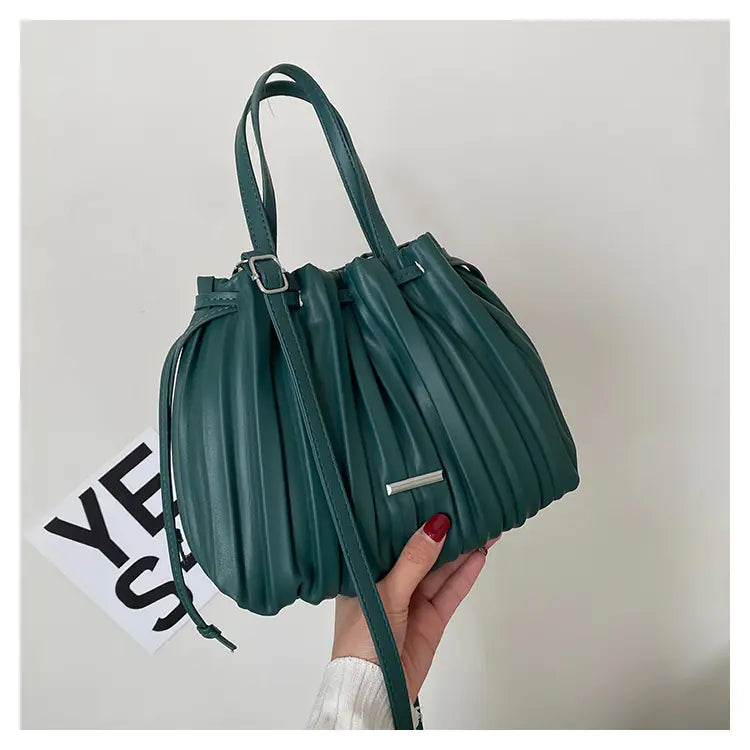 Korean Retro Pleated Cloud Handbag - Simple Casual Style